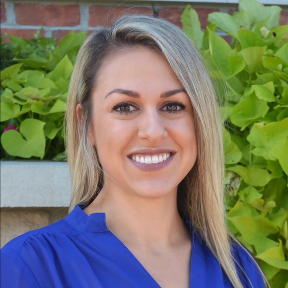 Meet your Posher, Lexi - Picture 1 of 1